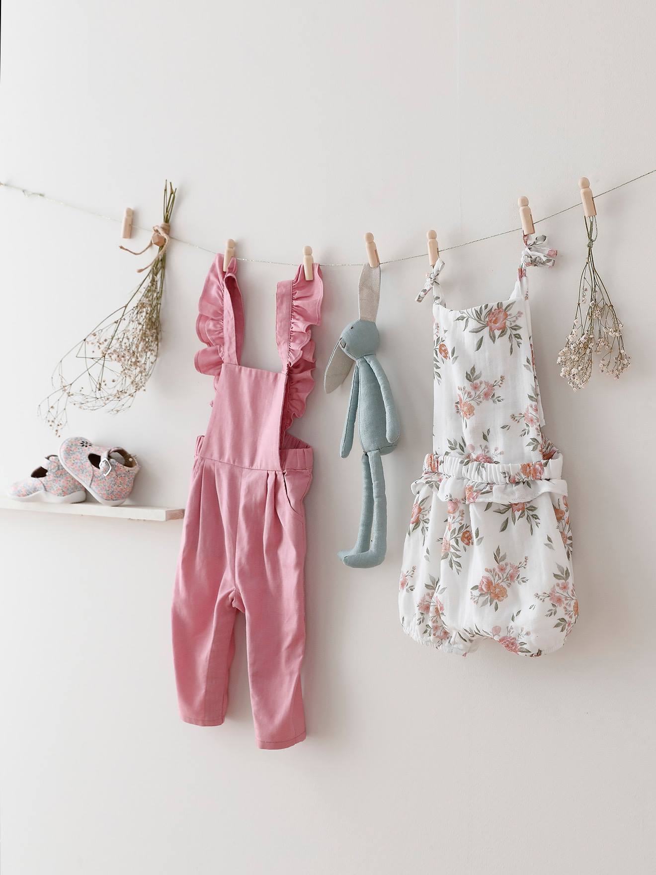 Vertbaudet Baby Latzhose mit Volants