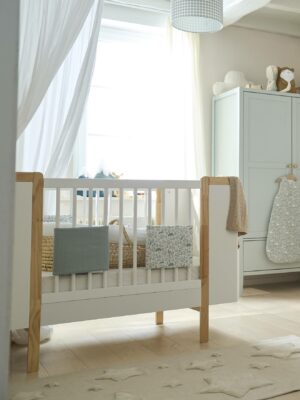 Vertbaudet Babybett „Noé“ mit verstellbarem Bettboden