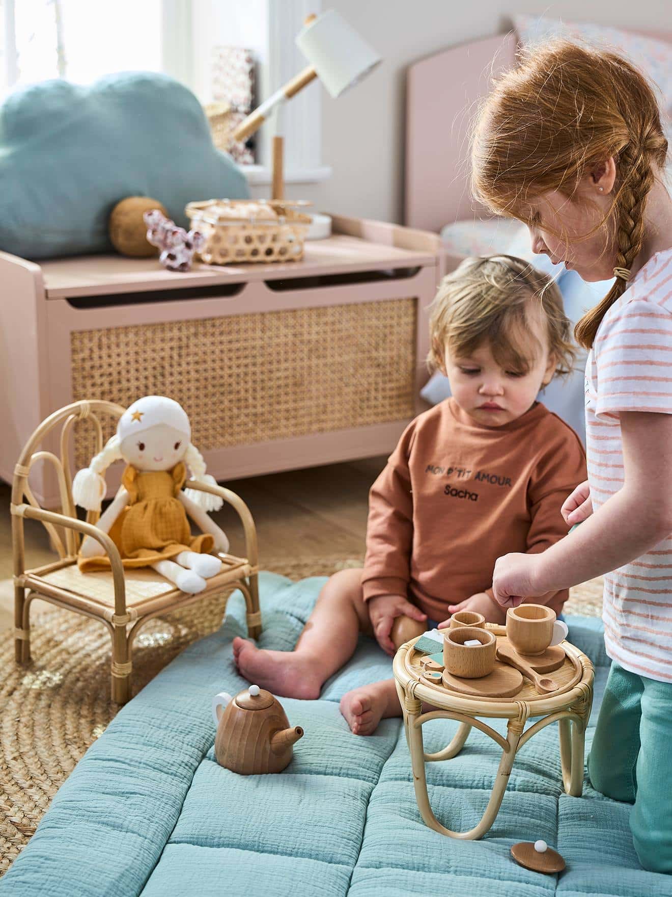 Vertbaudet Puppenmöbel-Set aus Rattan: Stuhl & Tisch